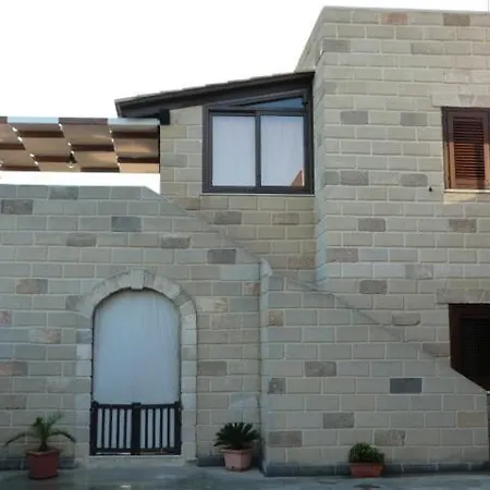 I Colori Del Tufo * Favignana